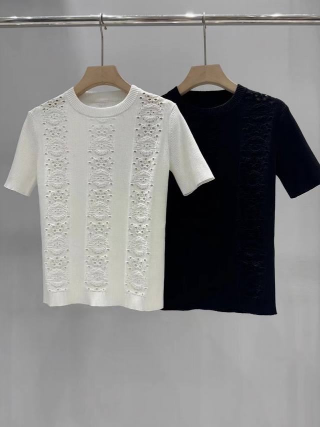 上新 Chanel 25新款 双C Logo镂空花卉 短袖针织衫 码数：Sml