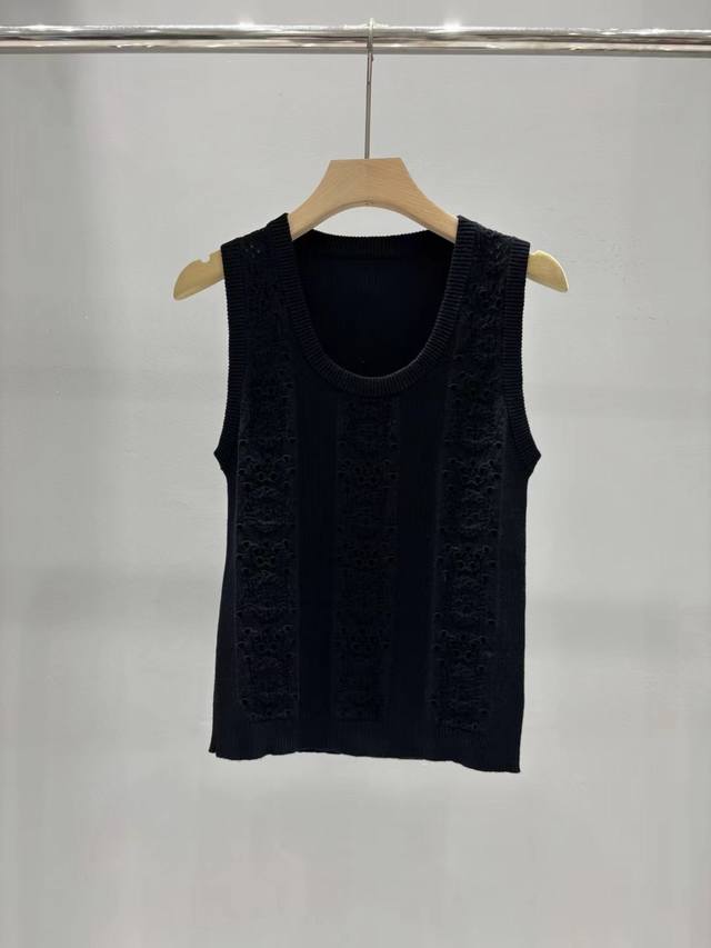 上新 Chanel 25新款 双C Logo镂空花卉 背心针织衫 码数：Sml