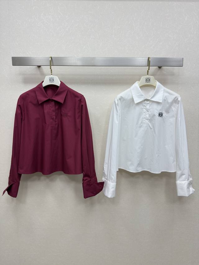 25Ss Loew *条纹衬衫 胸前刺绣Logo 短款设计 低调奢华，定制字母纽扣 清纯美少女减龄单品！版型百搭不挑人！做工品质看细节。两色Sml.