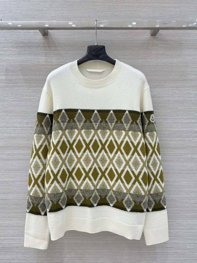 原单品质，独家首发 Mon 长期主义穿搭，25秋冬新品，几何菱格针织上衣！定制Yb羊毛纱线织造 柔软舒适 洋气显瘦 圆领套头毛衣剪裁 通体包边饰以弹力螺纹贴合收