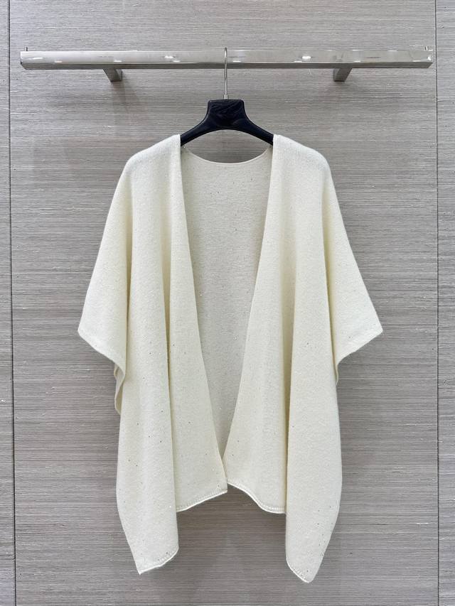 独家首发高端原单品质！行走的高定 Bc老钱风穿搭，25秋冬新品，老钱风穿搭，意大利美学闪耀纯羊绒斗篷披肩！名媛必备单品！经典版型百搭又时髦！进口钻石羊绒纱线内含