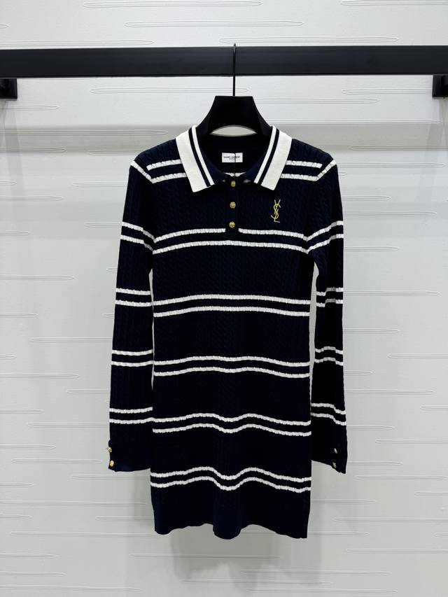 上新原单高端品质 Ysl* 2025早秋最新系列！撞色刺绣字母条纹翻领长袖连衣裙！小麻花纹理，刺绣Logo标志低调奢华，经典修身版型不挑人精致简洁上身显瘦又百搭
