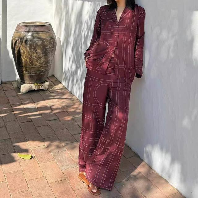 缎面睡衣女几何迷宫印花高级感家居服懒惰风宽松休闲可外穿套装衬衫长裤两件套。Smlxl