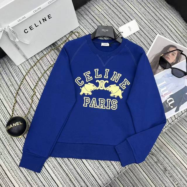 强烈推荐 Celin* 25Fw早秋新款 电光蓝字母印花插肩袖圆领卫衣丨独家Yb开发！高版出品！采用定制面料 巨显白！轻轻松松就能让你颜值开挂上身有型有范又时髦