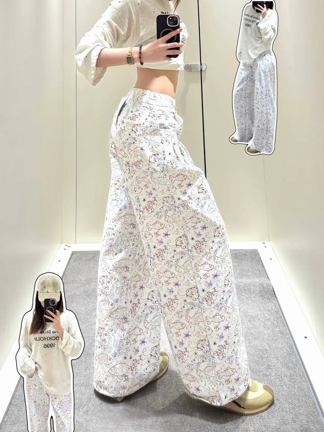 新款 最新Ch 25New 小鱼蜡笔绘画牛仔裤 尺码：Sml