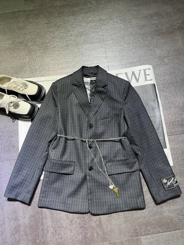 Alexanderwan*亚历山大王加大链环装饰毛边细格纹西装外套出货啦，Yb定制高端版本，注意看细节，面料纹路，高端品质，上身超好看，出货就爆啦，100%补单