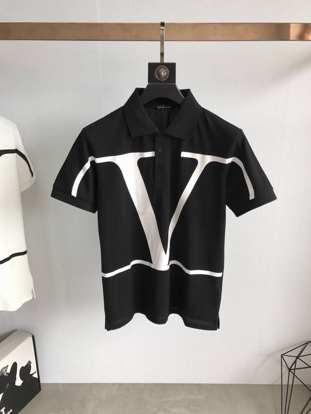 Valen#Tino 华伦#天奴 20Ss欧洲潮流品牌热销款 最新polo恤 原版字母配搭 精美绝伦 细节到位 客供珠地棉面料 时尚又大方 街上你就是潮流！专柜