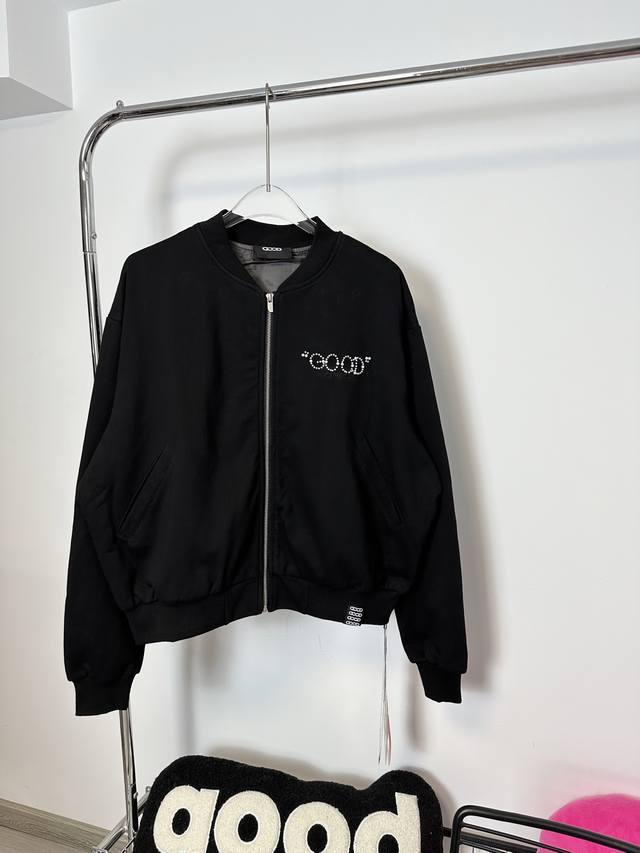 款号：Hmy167# Goodbran珍珠串珠标语字母棒球服夹克外套 面料采用500克毛圈高克重精选100%纯棉提前做了预缩水 区分市场一次性衣服 男女同款 官