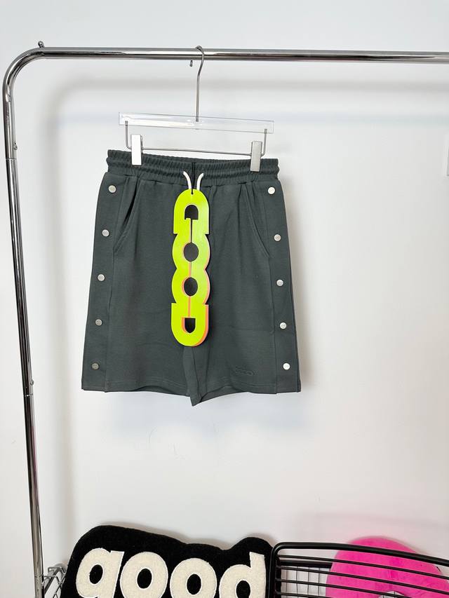 特价 齐色齐码 特价清不退换 款号：Hmy150# Goodbrand 排扣字母够皮标情侣款直筒短裤 正儿八经350克纯棉斜纹面料 均已提前做过缩水 品质第一