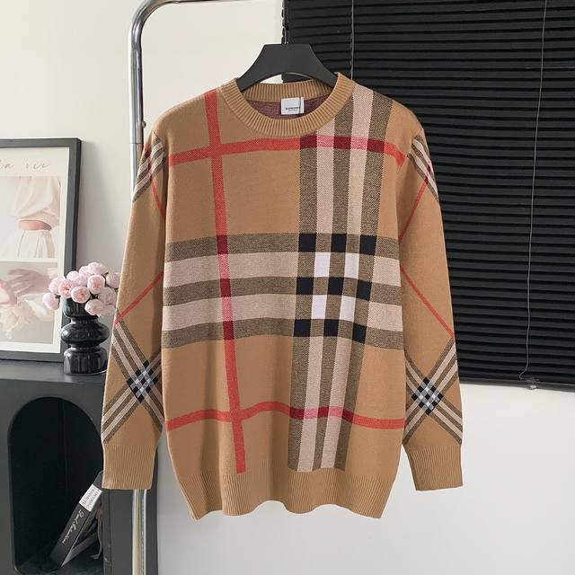 款号：M112 巴宝莉Burberry条纹针织毛衣 秋冬圆领最新款Logo标志年年被追捧的经典时尚装饰已经风靡全球 颜色：图片色 尺码：S M L Xl