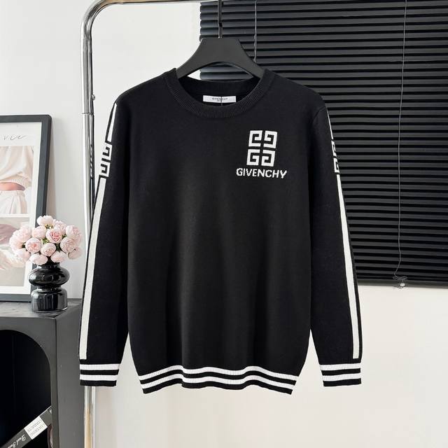 款号：M109 纪梵希提花Logo圆领毛衣 高品质意大利进口面料，高密度针织，百搭毛衣，内搭衬衫都帅气十足更耐穿更加不易变形，版型极好，各种风格都能轻松Hold
