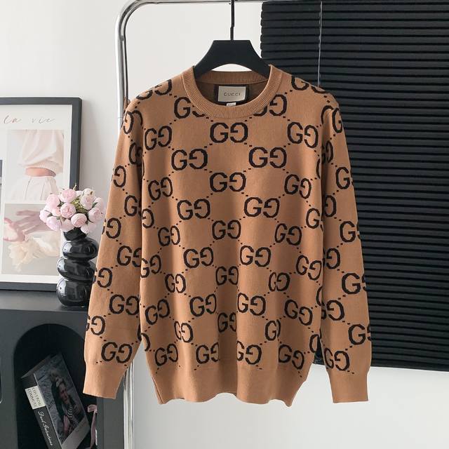 款号：M72 古驰 Gucci 毛衣秋冬圆领最新款Logo标志年年被追捧的经典时尚装饰已经风靡全球 颜色：黑色 棕色 尺码：S M L Xl