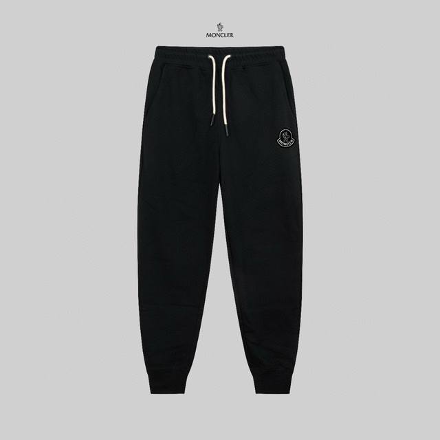 顶级版本，区别通货 蒙口 25Ss 秀款 修身线条徽标Logo运动裤 380G克重 兼容所有身材 腰部松紧带黑白抽绳设计 定制抽绳口袋两侧都带有斜插口袋设计 后