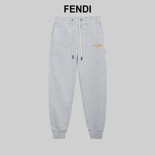 顶级版本，区别通货 Fendi 芬迪25Ss 秀款 修身线条徽标简约Logo运动裤 380G克重 兼容所有身材 腰部松紧带黑白抽绳设计 定制抽绳口袋两侧都带有斜