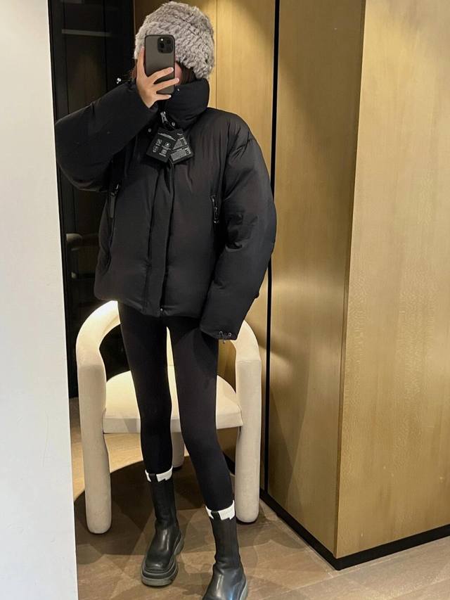 正品级 迈凯奇云朵泡芙面包服 鹅绒版 Mackage 迈凯奇云朵摩登系列面包服男女同款短款 云朵Mackage 迈凯奇云朵摩登系列 面包服男女同款短款 邓超跑男