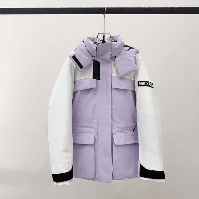 原单鹅绒 迈凯奇滑雪服 出口原单 杨紫同款滑雪服羽绒服 ｜迈凯奇羽绒服Iclyn短款 滑雪羽绒服外套 产品配色：象牙白 黑色 白紫 尺码：Xs S M L Xl