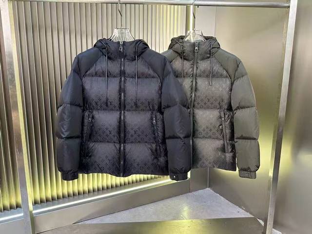 Louis Vuitton. Lv连帽印花羽绒服 黑色绿色 48 50 52 54 56码