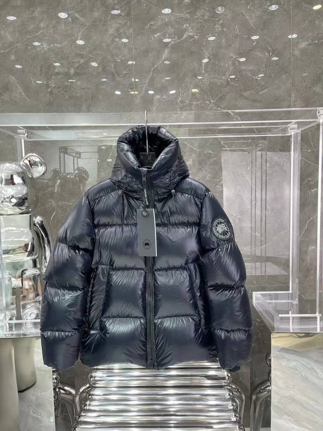 Canada Goose 加拿大鹅 限定新款Crofton泡芙羽绒服 顶级版本 全网独家 顶级版本，天花板级别 Crofton 松软大面包， 最新款式，防寒效果