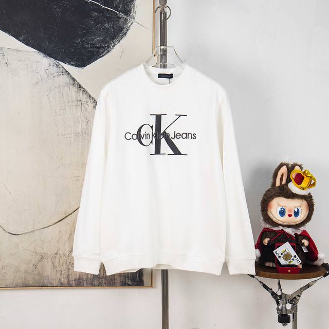Zp版本［独家供应］ Ck经典大标印花字母刺绣圆领长袖T 情侣同款 全套包装 三标齐全 区别市场通货 随意对比 纯棉280克高克重32支双纱 不起球 不褪色 舒