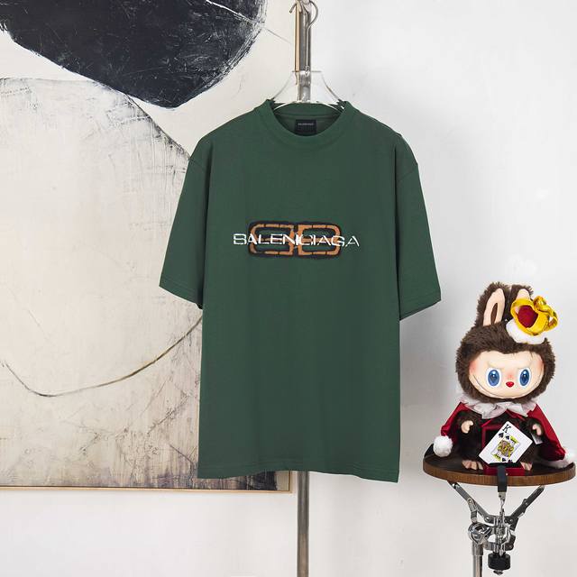 Zp版本［独家供应］ Balenciaga 做旧字母印花T恤 面料：平纹针织面料 工艺：做旧制作 版型：合身版型 克重：约315克 描述：Balenciaga巴