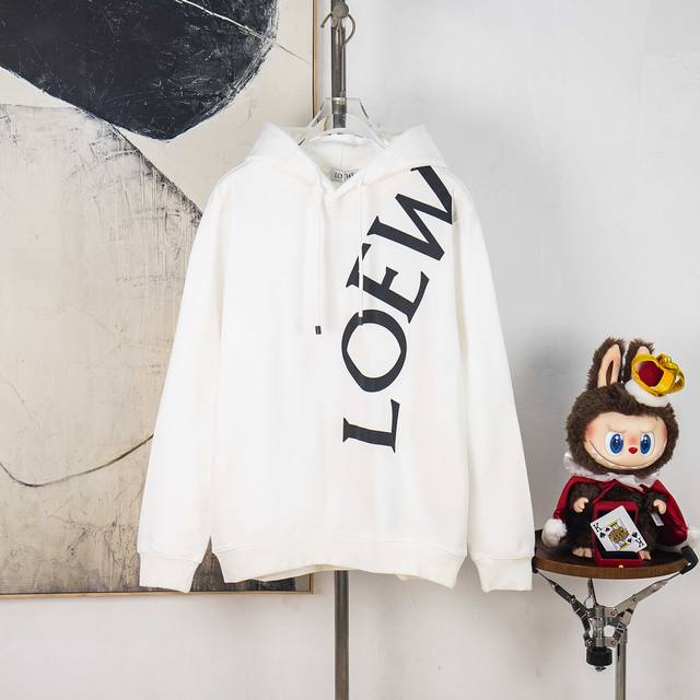 Zp版本［独家供应］ Loewe罗意威标识字母印花连帽抽绳卫衣 面料采用400克毛圈高克重95棉5氢纶1×1双纱洗一辈子都不会变形的 男女同款 官网细节一致 全