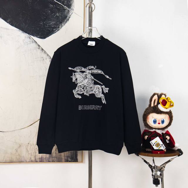 Zp版本［独家供应］ Burberry巴宝莉经典字母立体硅胶印圆领卫衣 面料采用400克毛圈高克重95棉5氢纶1×1双纱洗一辈子都不会变形的 男女同款 官网细节