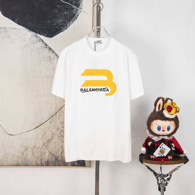 Zp版本［独家供应］ Balenciaga 巴黎世家 300克圆领短袖T恤 品牌经典 凹凸 海绵 立体 字母Logo压花工艺 官方同步 高版本 高品质 时尚个性