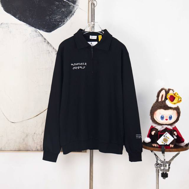Zp版本［独家供应］ Moncler 蒙口刺绣印花翻领卫衣 面料：采用380克刷毛卫衣毛圈，面料做刷毛工艺，使表面手感更加柔顺软滑。螺纹搭配1*1双纱螺纹。 工