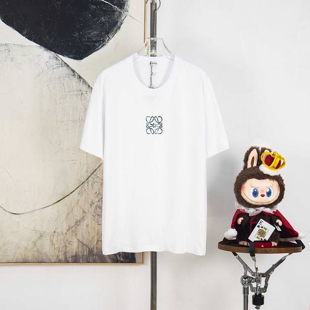 Zp版本［独家供应］ Loewe 罗意威 270克圆领短袖T恤 品牌经典 炫彩爆裂纹 字母Logo压花工艺 官方同步 高版本 高品质 时尚个性 百搭潮流 纯原品