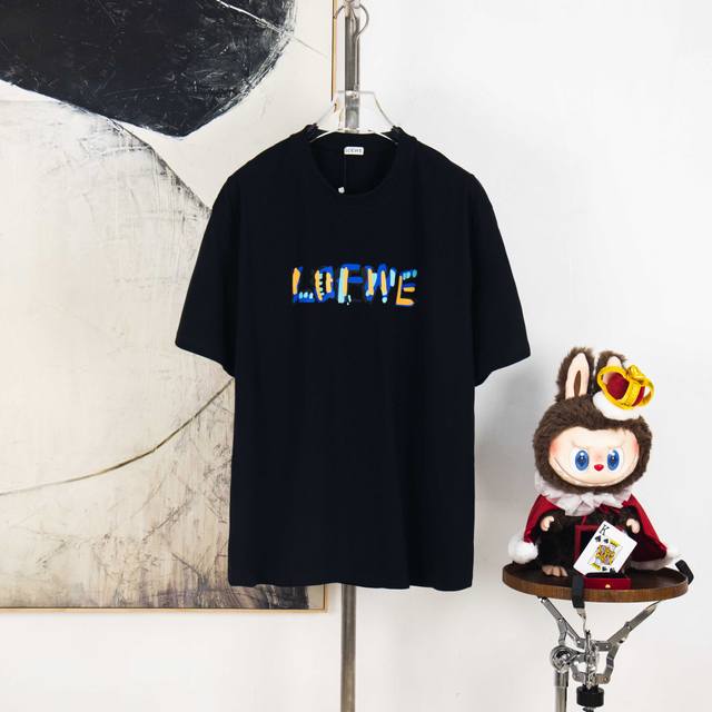 Zp版本［独家供应］ Loewe 罗意威 270克圆领短袖T恤 品牌经典 彩色 字母Logo压花工艺 官方同步 高版本 高品质 时尚个性 百搭潮流 纯原品质 原