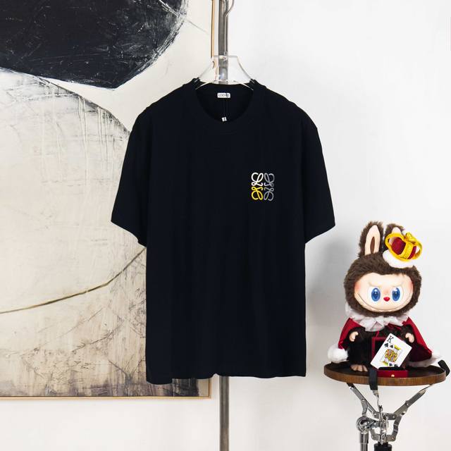 Zp版本［独家供应］ Loewe 罗意威 270克圆领短袖T恤 品牌经典 异色硅胶字母Logo压花工艺 官方同步 高版本 高品质 时尚个性 百搭潮流 纯原品质