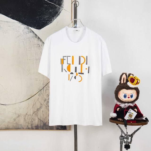 Zp版本［独家供应］ Fendi 芬迪 270克圆领短袖T恤 品牌经典 拼色 字母Logo压花工艺 官方同步 高版本 高品质 时尚个性 百搭潮流 纯原品质 原版