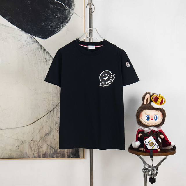 Zp版本［独家供应］ Moncler 蒙口 300克圆领短袖T恤 品牌经典 立体 小魔怪胶印 字母Logo压花工艺 官方同步 高版本 高品质 时尚个性 百搭潮流