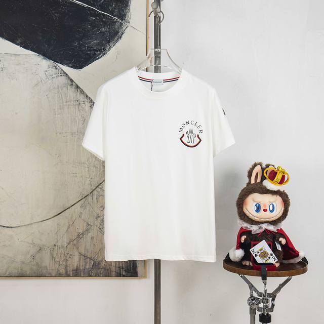 Zp版本［独家供应］ Moncler 蒙口 300克圆领短袖T恤 品牌经典 拼色 双面 字母Logo压花工艺 官方同步 高版本 高品质 时尚个性 百搭潮流 纯原
