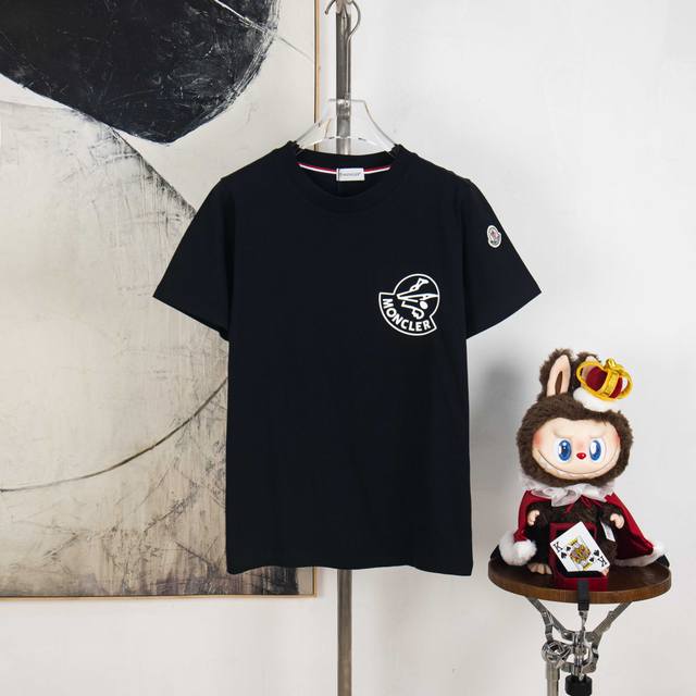 Zp版本［独家供应］ Moncler 蒙口 300克圆领短袖T恤 品牌经典 立体 胶印 字母Logo压花工艺 官方同步 高版本 高品质 时尚个性 百搭潮流 纯原