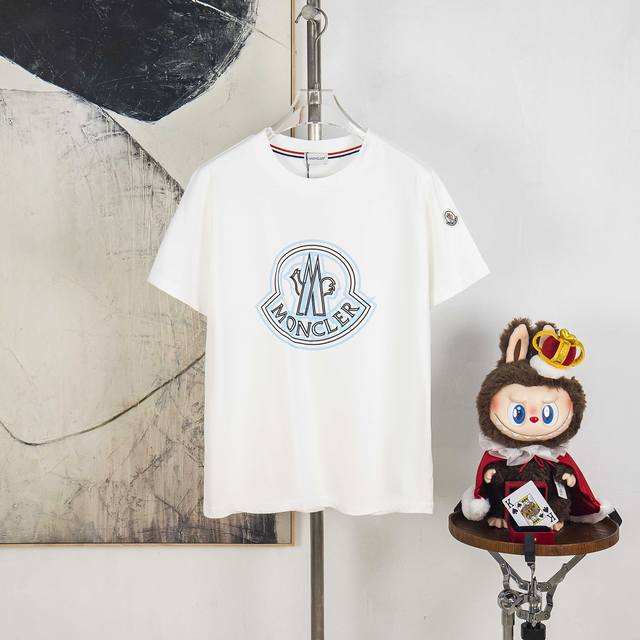 Zp版本［独家供应］ Moncler 蒙口 300克圆领短袖T恤 品牌经典 重影 胶印 字母Logo压花工艺 官方同步 高版本 高品质 时尚个性 百搭潮流 纯原