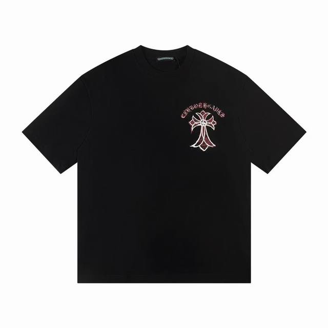 d59 克罗心新款印花短袖T恤采用定制面料丶1比1配色罗纹丶环保印花。无味色彩鲜艳丶250克高克重纯棉面料黑白色 S-Xl