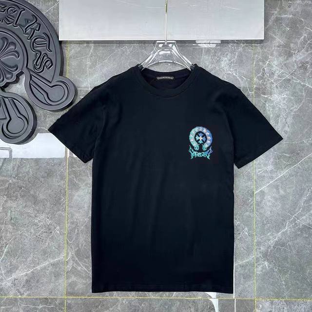 d01 潮酷克罗心马蹄花黑白色短袖T恤进口胶桨印花立体效果极佳。面料采用高克重250克。正确板形。黑白两色S-Xl