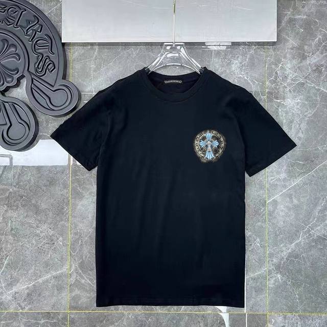 d31 Chrome Hearts 克罗心 十字架泼墨梵文字母百搭潮流短袖T恤男女同款 吊牌 领标 水洗唛 三标齐全 定织定染250克精梳棉面料 黑白色 S-X