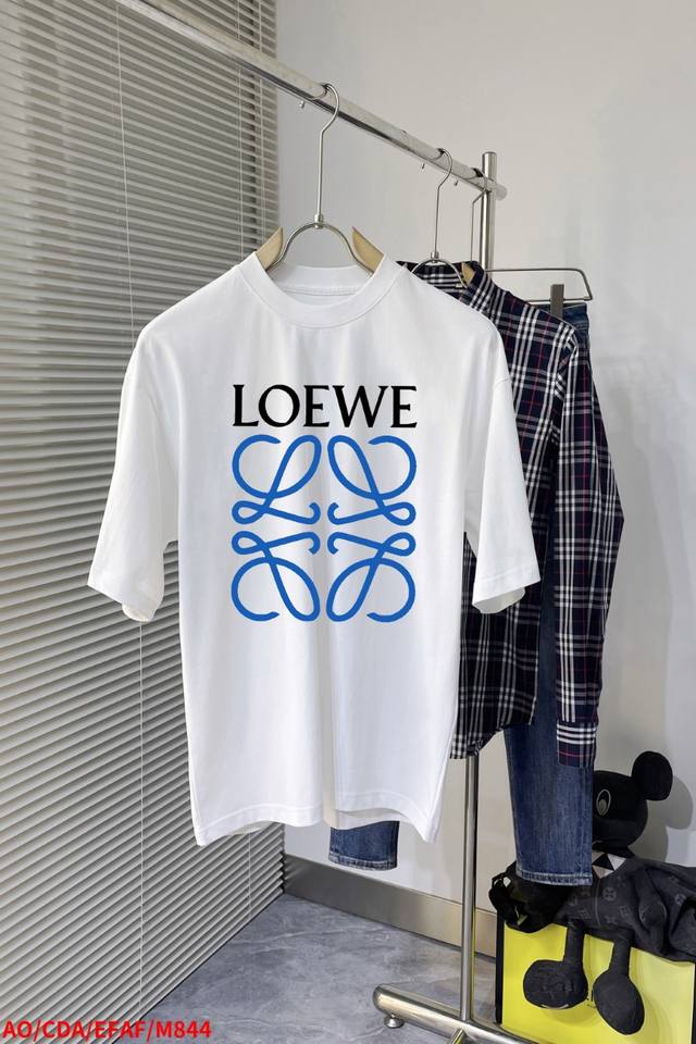 三标齐全 Lo罗意威春夏新款，胸前经典大Logo印花T恤 高版本，高品质。原版面料网红明星同款， 面料为280G纯棉面料，手感非常舒服超级百搭好看的一款短袖 男