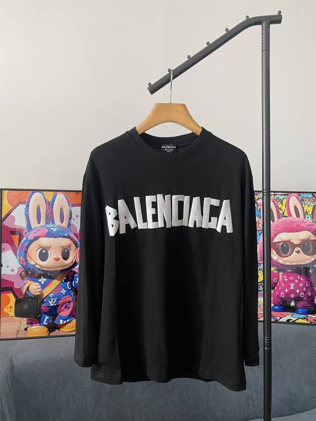 一首批.散单拿10 巴黎世家Balenciaga2025新款长袖 材质:采用高版本重磅克重面料 尺寸:S M L Xl 颜色:黑白 款号:W6007
