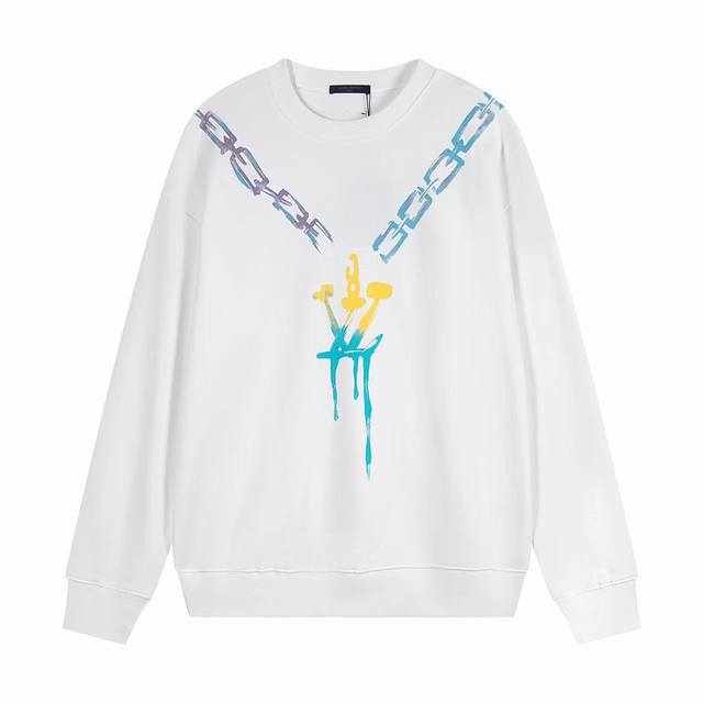 价格p： 一首起批.散单+10 Lv爆款经典锁链手绘卫衣男女上衣套头卫衣毛圈卫衣，细节按照原版本一比一复刻， 采用420克毛圈面料，高品质手绘工艺，随卖意无惧品