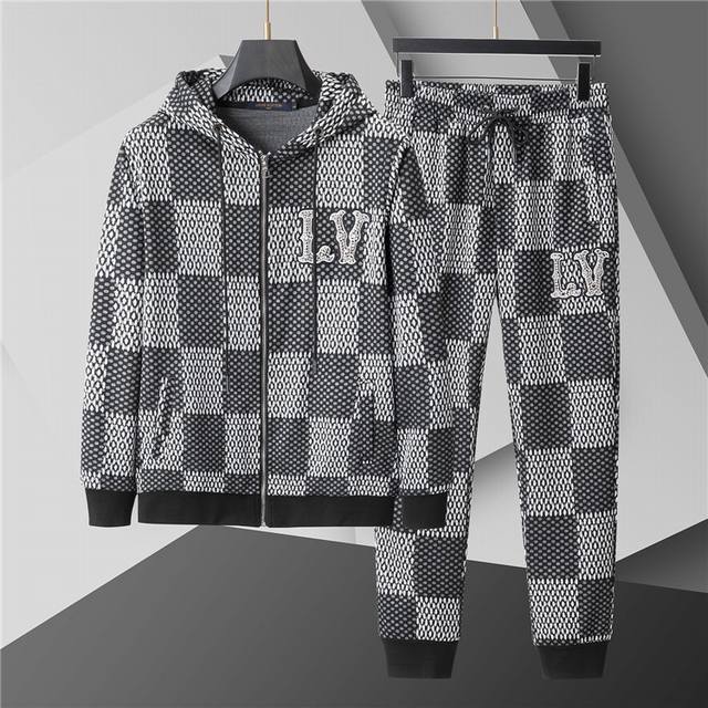 款号：A553# 2025春夏新款居家运动套装 秋冬新品 采用进口客供定制面料 高端的品质 尽显奢华。 尺码：M-3Xl