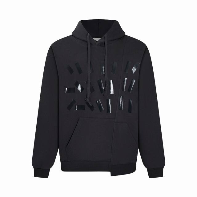 款号M341# Mm6 Maison Margiela 马丁 马吉拉，23Ss新款立体拉浆工艺，落肩宽松版型，高版本，全棉面料克重420克，原版开发，手感柔顺不