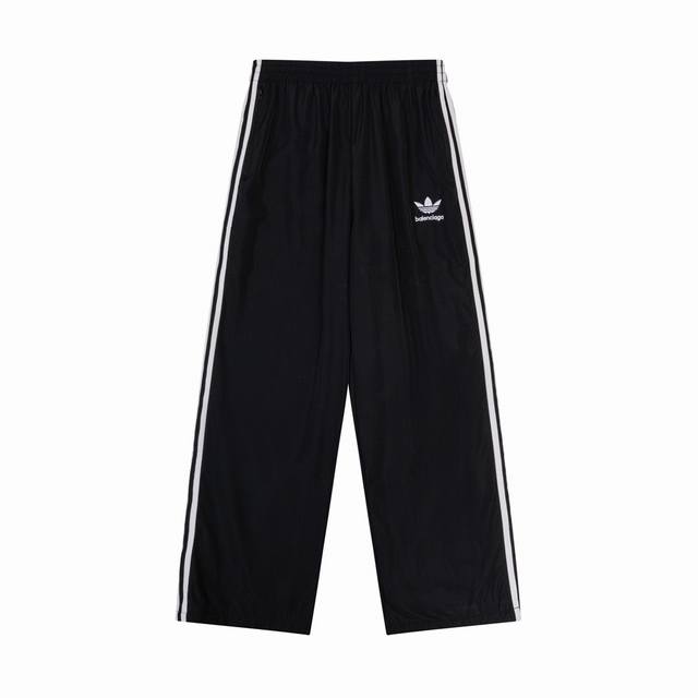 w8877# D12#Balenciagaadidas 巴黎世家 23Fw秋季新款 阿迪达斯联名字母Logo拉链运动套装 定制再生尼龙面料 内里采用三级聚酯鸟眼