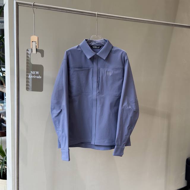 弹力防风防雨 衬衫夹克外套 ｜男女款 ： 产品配色：层云蓝、黑色、陶砂棕、复古绿 编码：