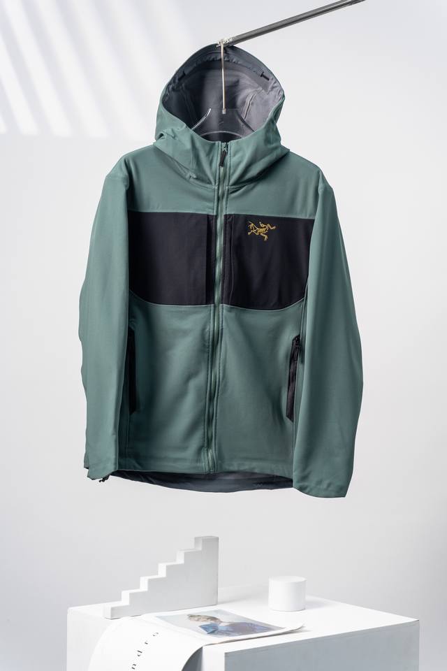 黑绿金 Arcteryx始祖鸟 Gamma Mx Hoody 纯色保暖软壳连帽合身外套 户外远足 防水防风透气冲锋衣