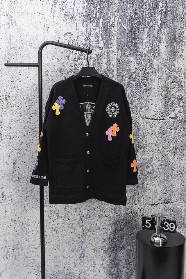 Chrome Hearts 克罗心 彩色十字架贴皮开衫外套针织衫 高克重高密度高品质 毛料柔软细腻亲肤 触感软糯丝滑 保暖性亲肤性极佳 定织定染无色差 无论面料