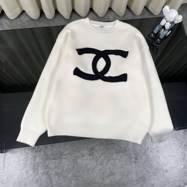 Chanel 香奈儿24Ss重工编织麻花经典大Logo提花针织开衫毛衣外套-顶级原单版本 Color：黑色 白色 Size：S M L 独家定制高品质进口羊毛混