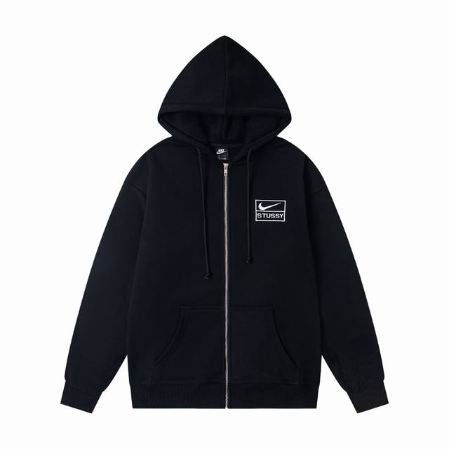 xy8906# 重磅高品质 区别市场通货 斯图西 Nike X Stussy Logo刺绣开衫全拉链抽绳连帽外套卫衣 男女同款 颜色：黑色 灰色 尺码：S M
